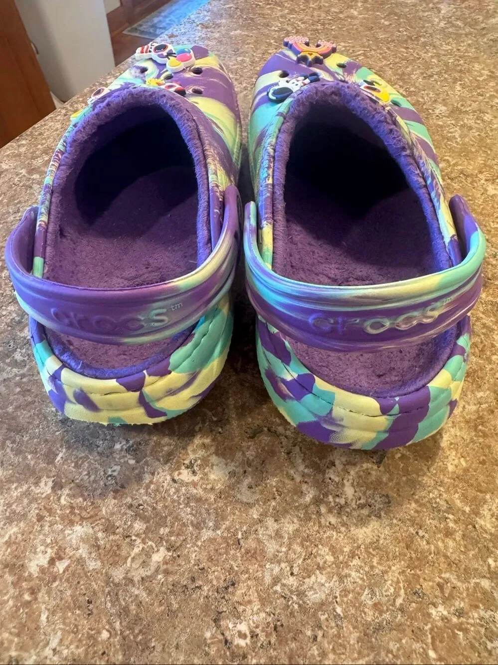 Crocs Kids J3 Fleece Lined Marbled Clogs Purple Green Space Jibbitz Charms